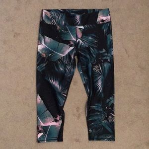 Fabletics XL Capri